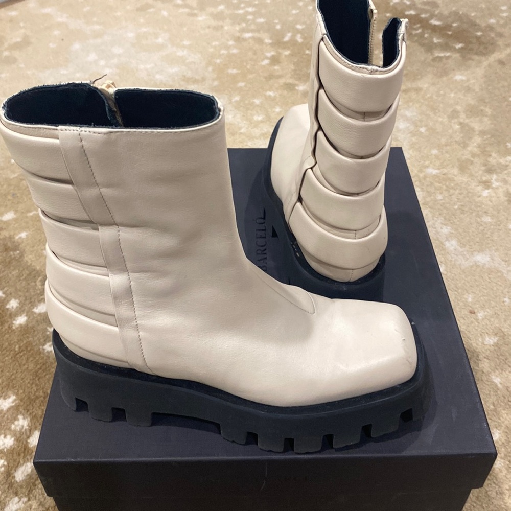Paloma Barcelo Becca Ivory Boot EU 35